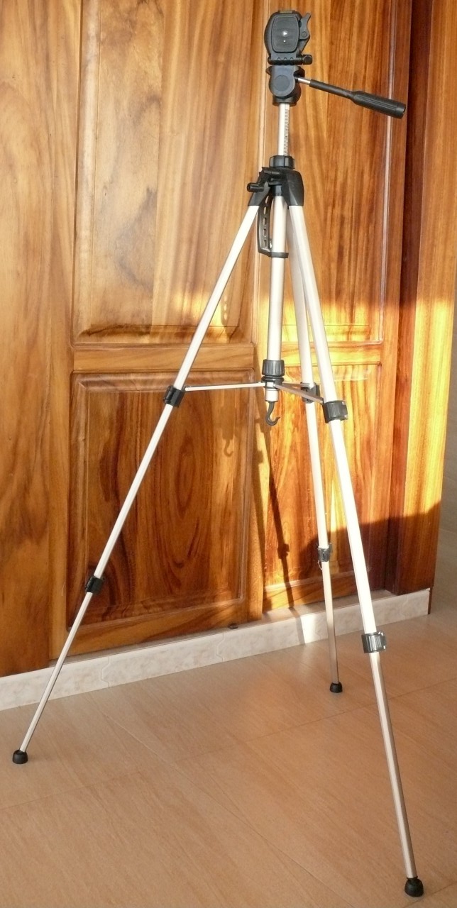 Tripod.jpg