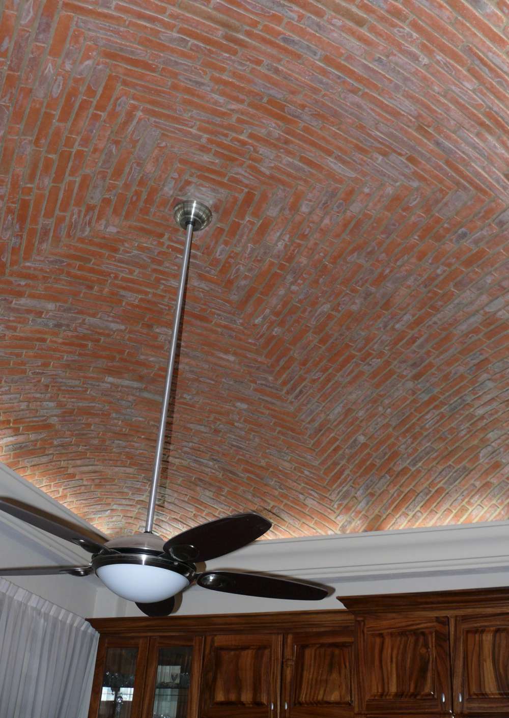 Ceiling.jpg